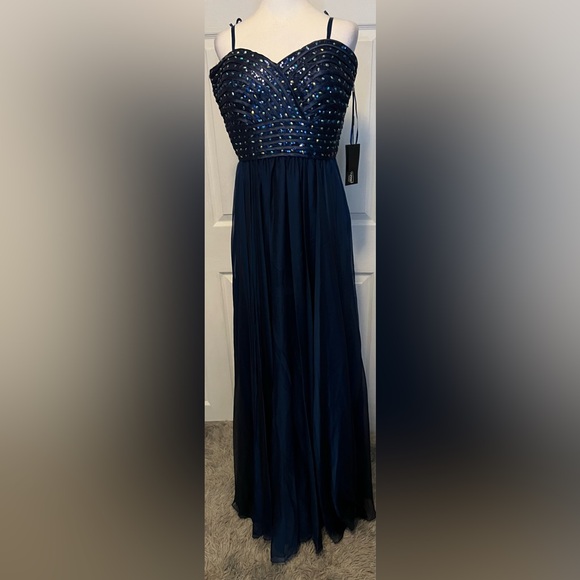 La Femme embellished with hand sewn crystals - Picture 2 of 7